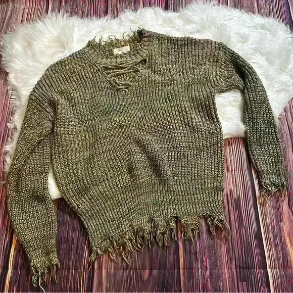 Distressed Strappy Sweater by Tiffany & Grey Size XL - Picture 1 of 11